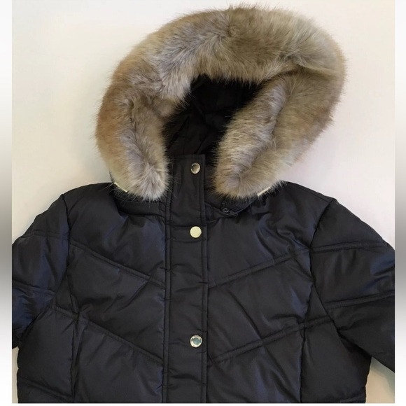 Michael Kors Missy 3/4 Down Faux Fur Hooded Quilted Jacket - Picture 8 of 12